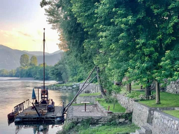Apartman "Kapetana Luka" Ljubovija Exteriér fotografie