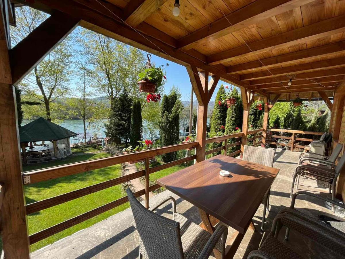 Apartman "Kapetana Luka" Ljubovija Exteriér fotografie